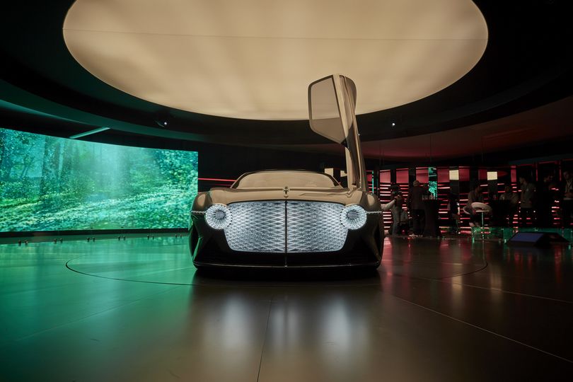 The authoritative frontal treatment incorporates both a Bentley mascot and a state-of-the-art LED light show.
